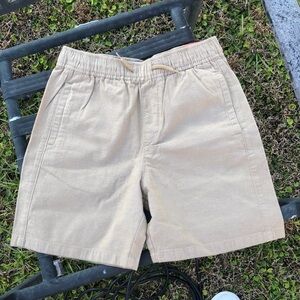 New never worn boys shorts